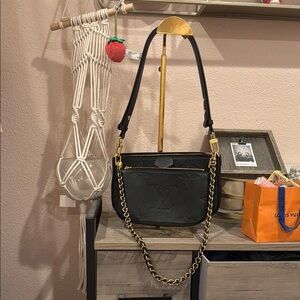 Louis Vuitton Multi Pochette Empreinte